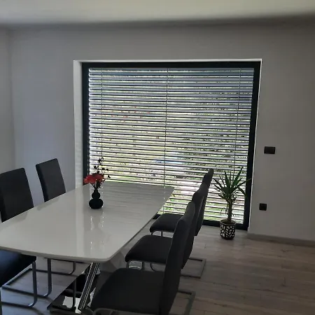 House Under The Maple Tree * Vitanje