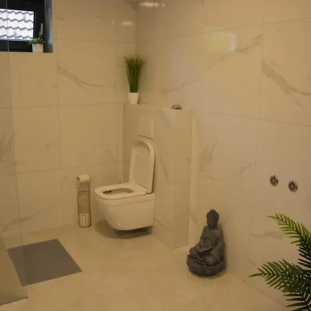 House Under The Maple Tree * Vitanje