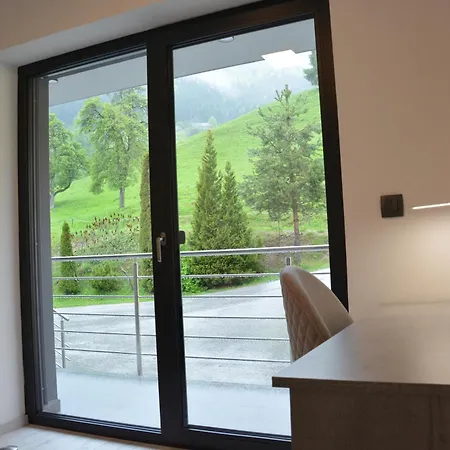 Appartement House Under The Maple Tree